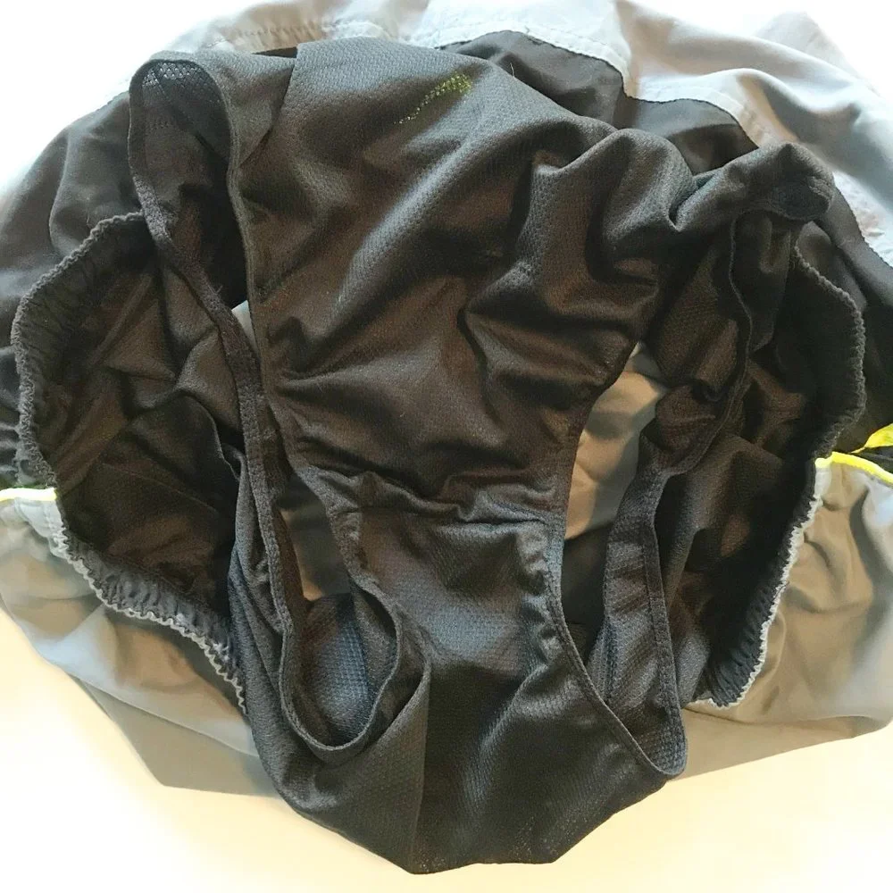 NIKE Gray Swim Trunk Athletic Shorts Mens XL Hybrid Summer Activewear Sporty